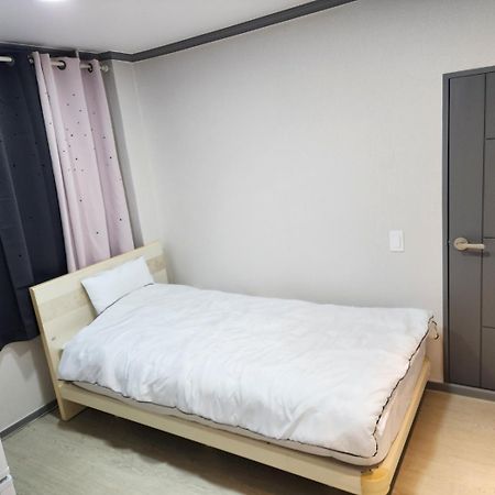 Ara Guesthouse ปูซาน ภายนอก รูปภาพ