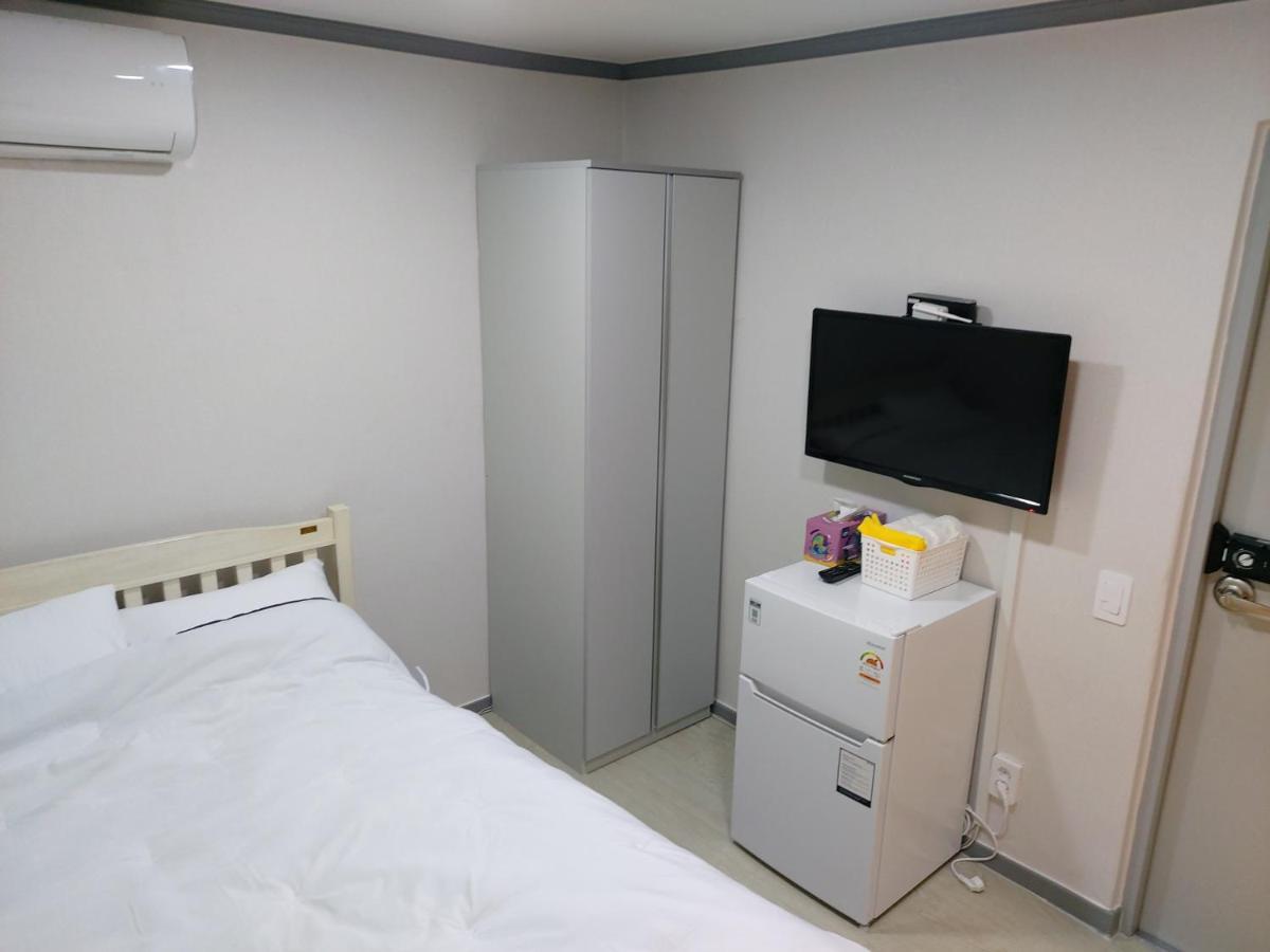 Ara Guesthouse ปูซาน ภายนอก รูปภาพ