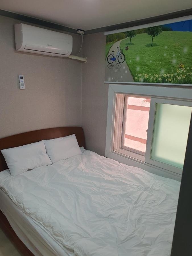 Ara Guesthouse ปูซาน ภายนอก รูปภาพ